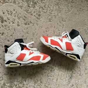 Air Jordon Gatorade Youth Sz 5 Great condition!